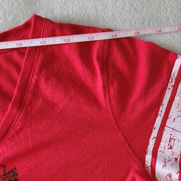 Chicago Blackhawks Womens V Neck GIII 4her by Carl Banks size Small preowned 💥 - Picture 4 of 6